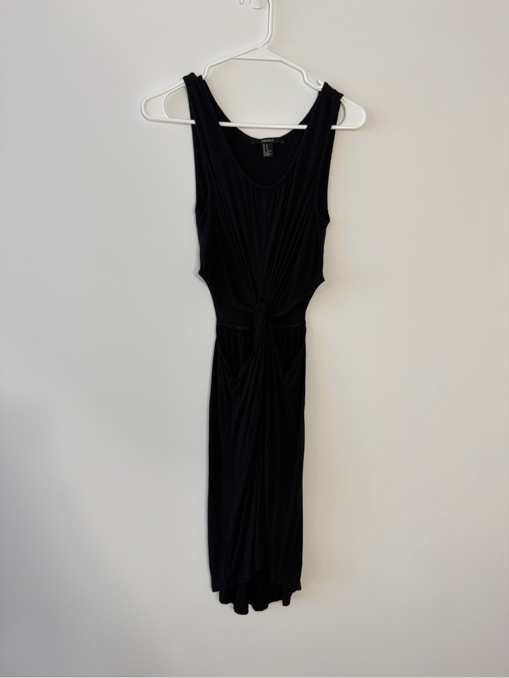 Forever 21 Black Sleeveless Midi Dress with Front Twist